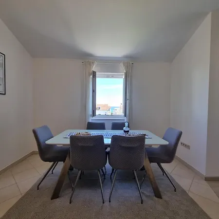 Apartamento Dineva *