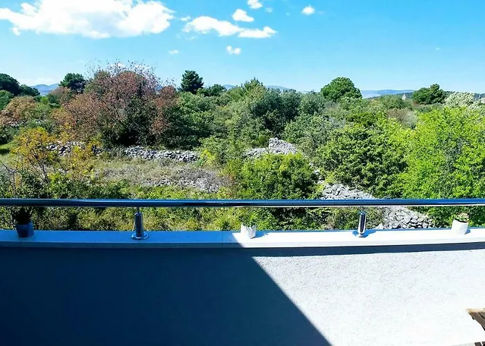 Dineva Apartmán