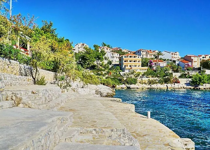 Dineva Apartmán Trogir